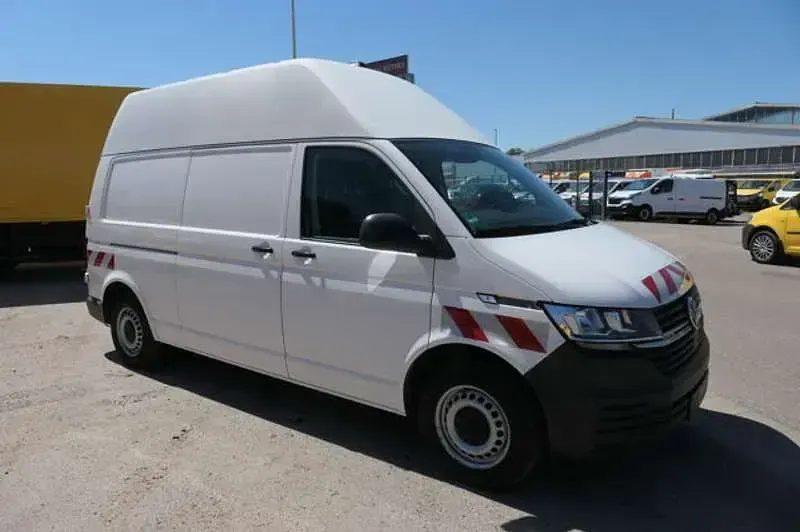 Gebraucht VW T6.1 150 PS (110 kW) 2020 Weiß Van