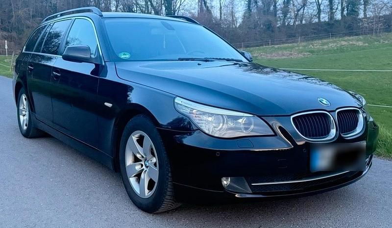 Second-hand BMW 520 163 CP (119 kW) 2010 Negru Break