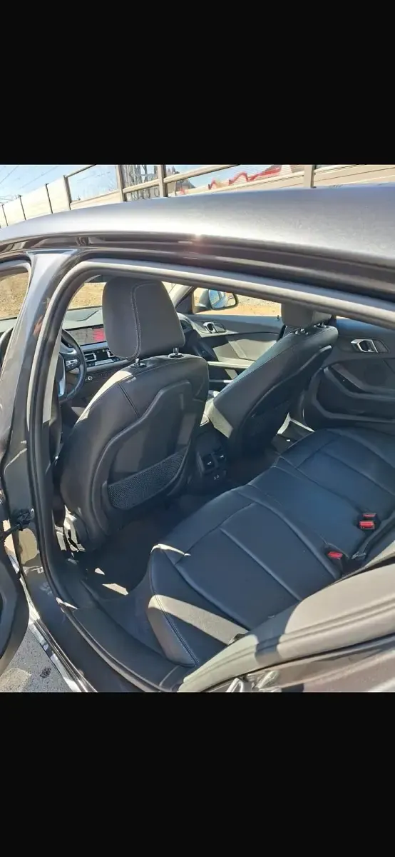Gebraucht BMW 118 150 PS (110 kW) 2021 Grau Kleinwagen