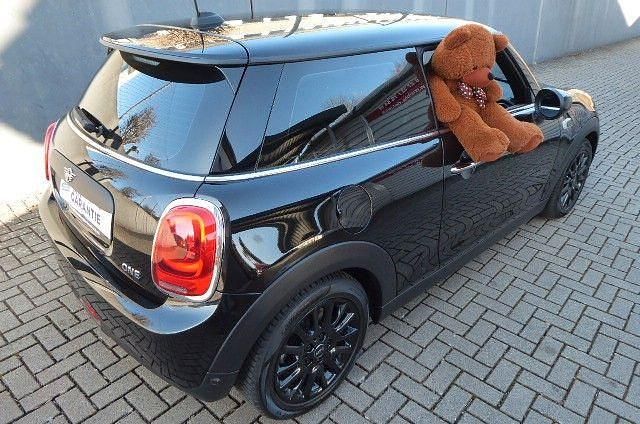 Gebraucht Mini ONE 102 PS (75 kW) 2019 Schwarz Kleinwagen