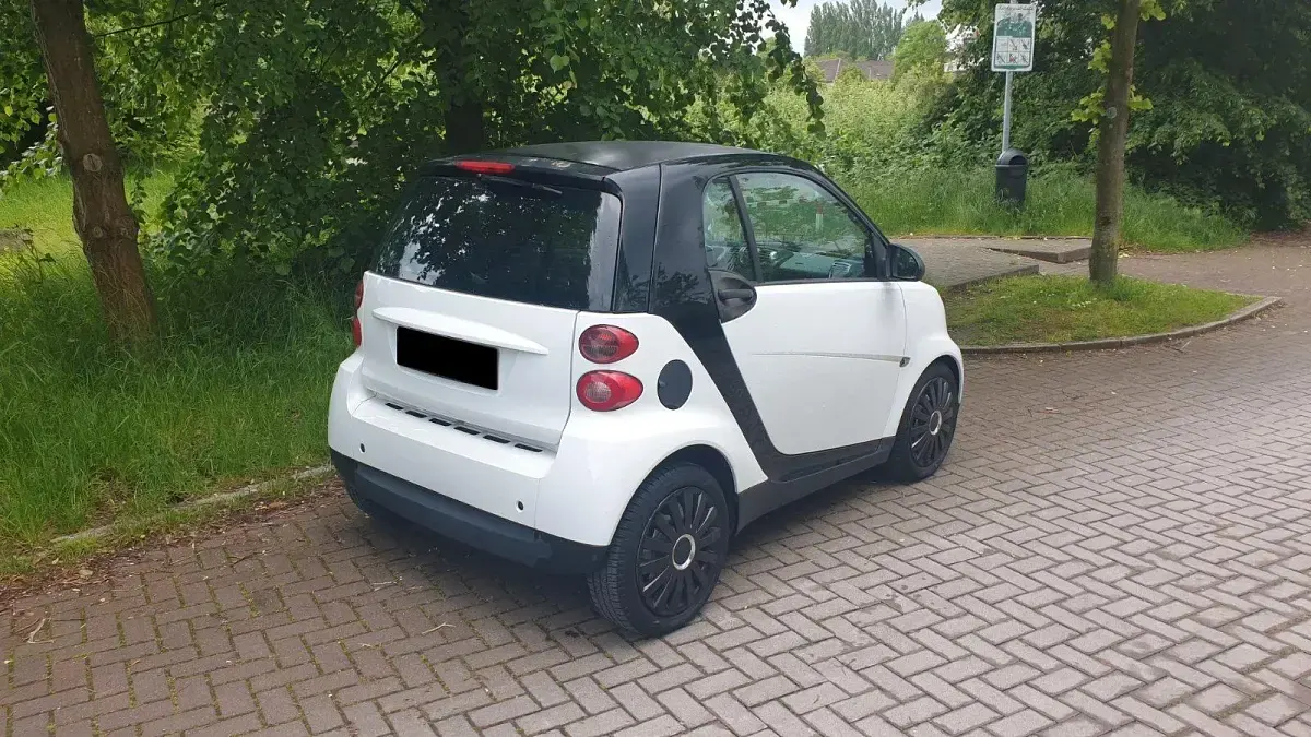 Usata Smart ForTwo Coupé 61 CV (44 kW) 2008 Bianco Coupé