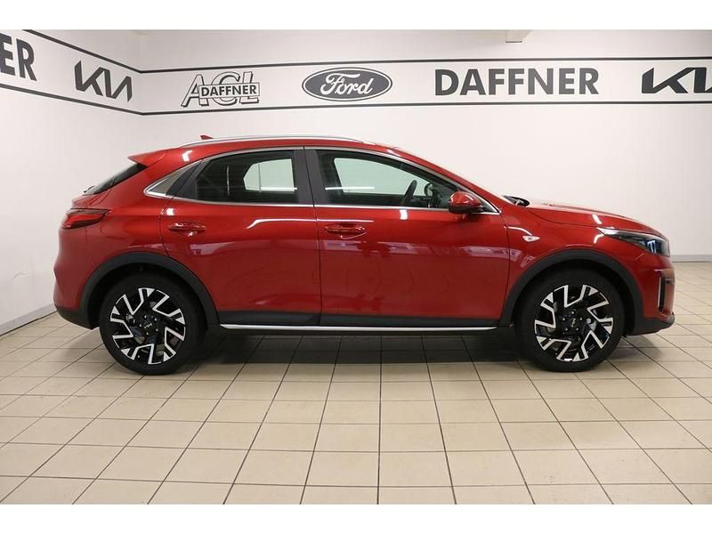Gebraucht Kia XCeed Vision 140 PS (102 kW) 2024 Infrarot metallic SUV