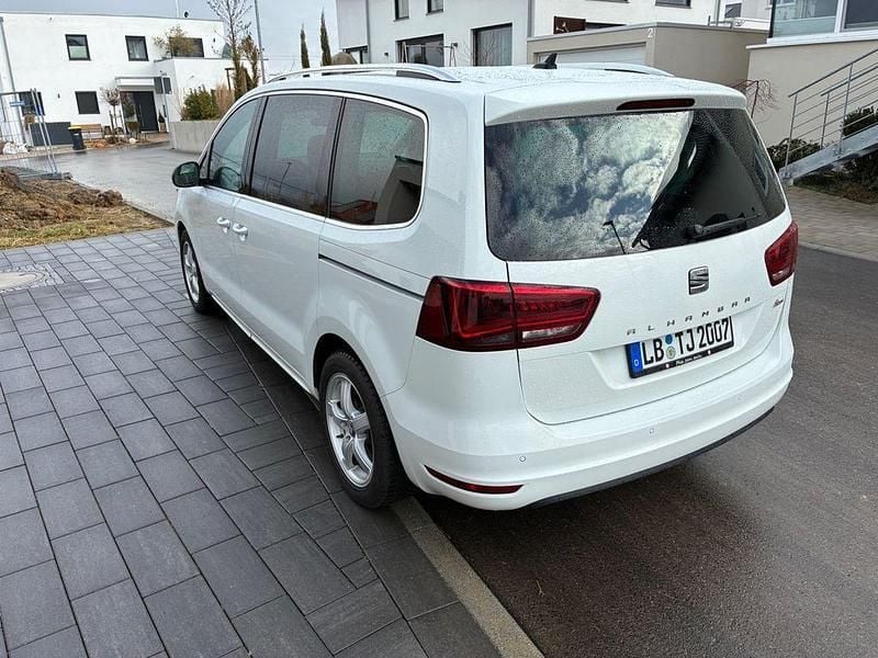 Gebraucht Seat Alhambra FR-Line 150 PS (110 kW) 2020 Weiß Van / Kleinbus