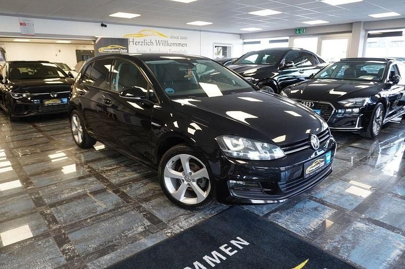 Gebraucht VW Golf VII Cup 105 PS (77 kW) 2014 Schwarz Limousine