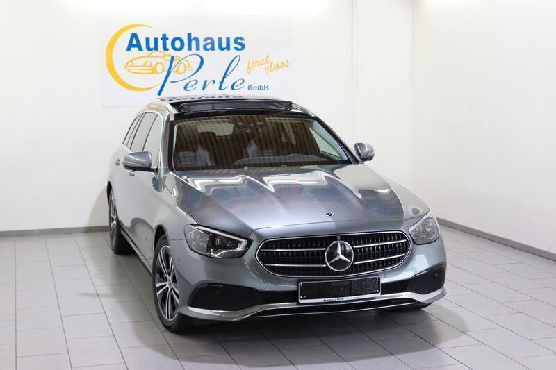 Grau Gebraucht 2020 Mercedes E400 Limousine | 34.990 € (Guter Preis) - Bild 1/4
