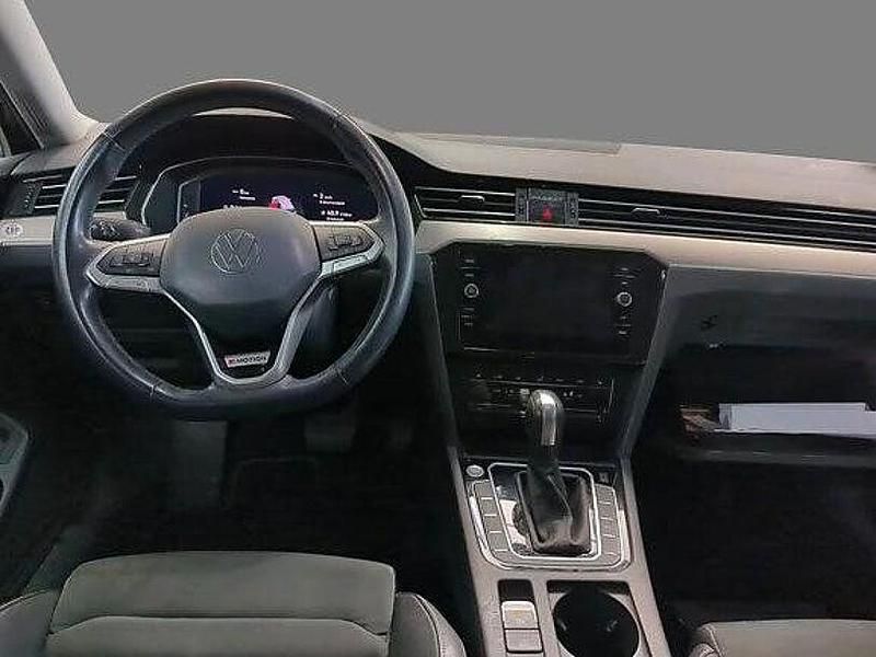 Gebraucht VW Passat Elegance 200 PS (147 kW) 2021 Grau Kombi