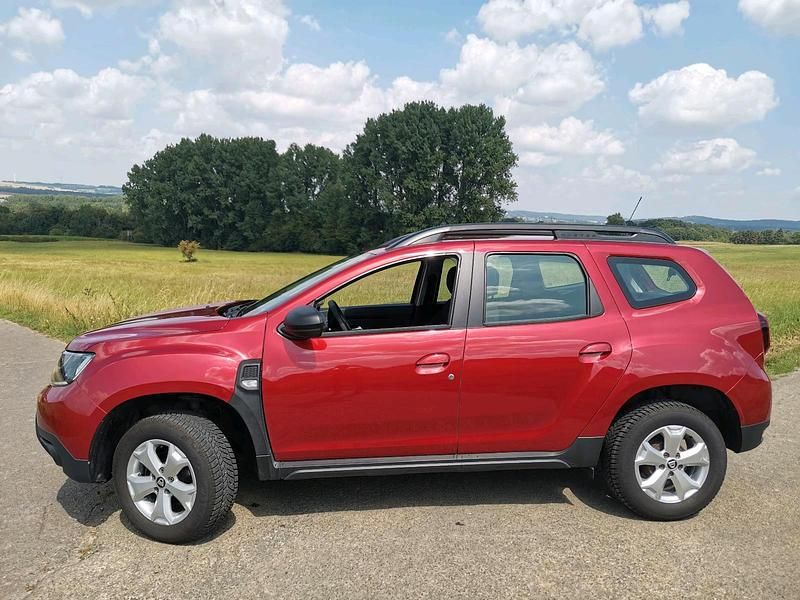 Rot Gebraucht 2019 Dacia Duster Prestige SUV | 10.400 € - Bild 1/4