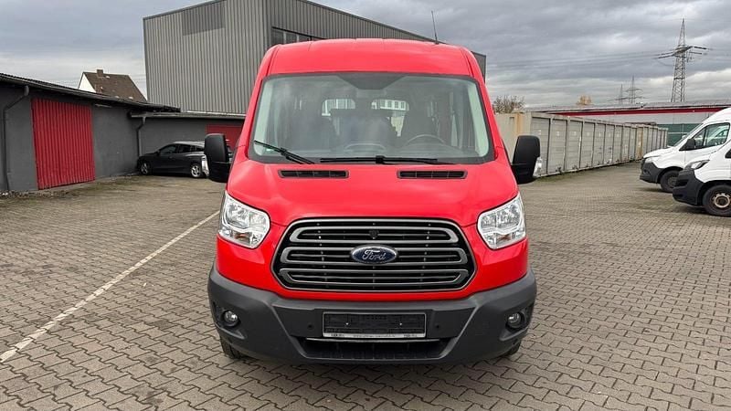 Gebraucht Ford Transit 105 PS (77 kW) 2018 Rot Van / Kleinbus