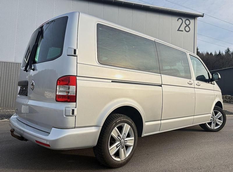 Gebraucht VW T5 140 PS (102 kW) 2012 Silber Van