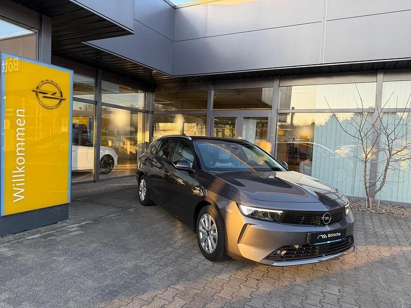 Gebraucht Opel Astra Elegance 110 PS (80 kW) 2023 Grau/typ aussenverkleidung met Kombi