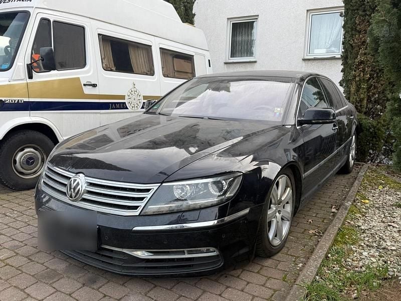 Gebraucht VW Phaeton 239 PS (175 kW) 2011 Schwarz Limousine
