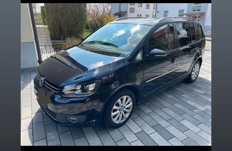 Schwarz Gebraucht 2010 VW Touran Van / Kleinbus | 7.000 € (Fairer Preis) - Bild 1/4