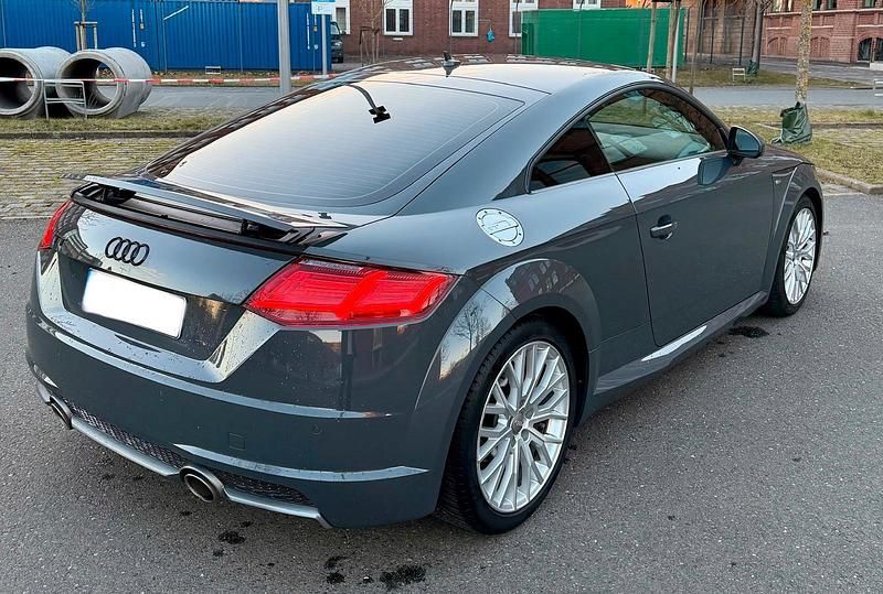 Gebraucht Audi TT S-Line 184 PS (135 kW) 2015 Grau Coupé