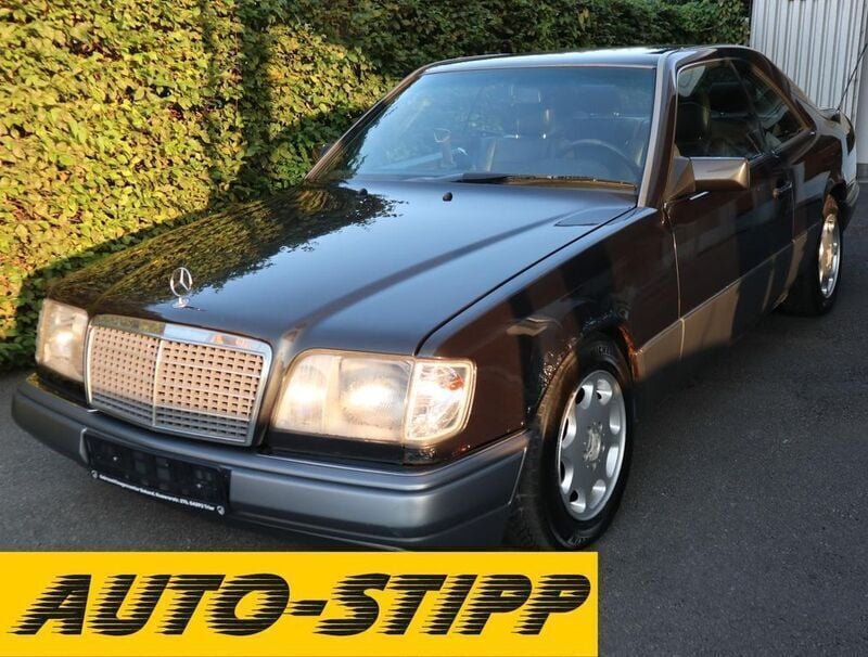 Blauschwarz Gebraucht 1995 Mercedes E320 Coupé | 6.450 € - Bild 1/4