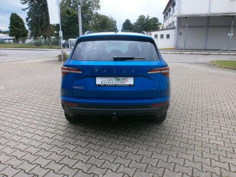 Neu Skoda Karoq Selection 150 PS (110 kW) 2025 Weiß SUV