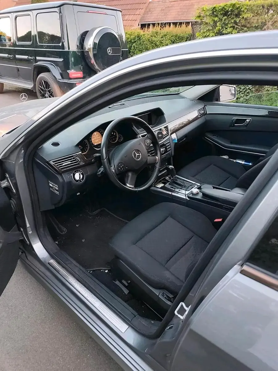 Brugt Mercedes E220 2010 Grå Sedan
