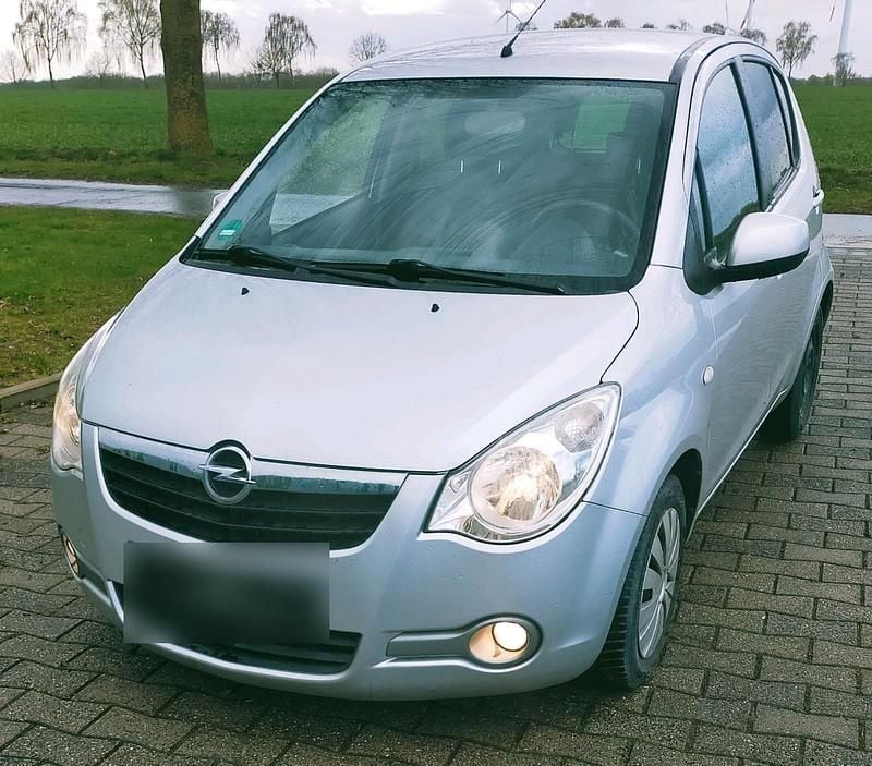 Gebraucht Opel Agila 86 PS (63 kW) 2009 Silber Kleinwagen