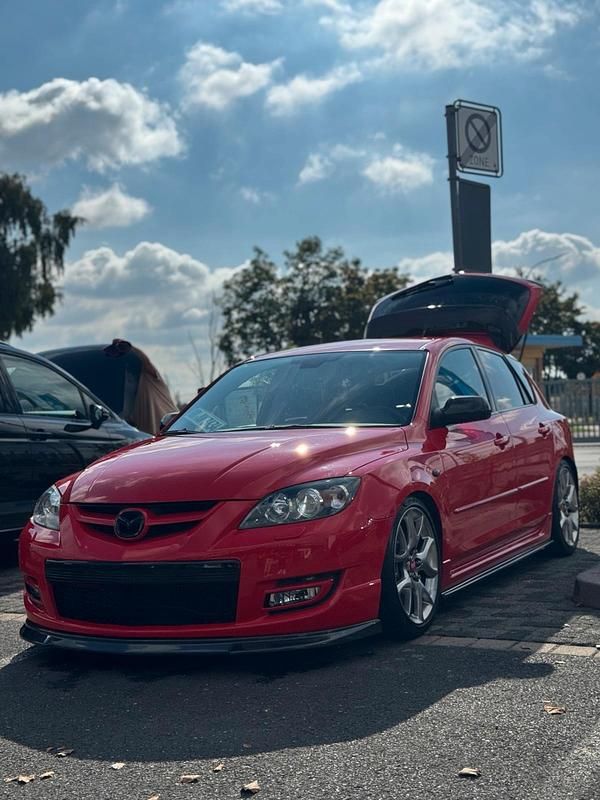 Rot Gebraucht 2008 Mazda 3 Kleinwagen | 14.650 € - Bild 1/4