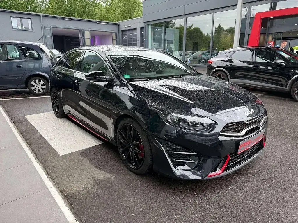 Gebraucht Kia ProCeed GT GT 204 PS (150 kW) 2022 Schwarz Kleinwagen