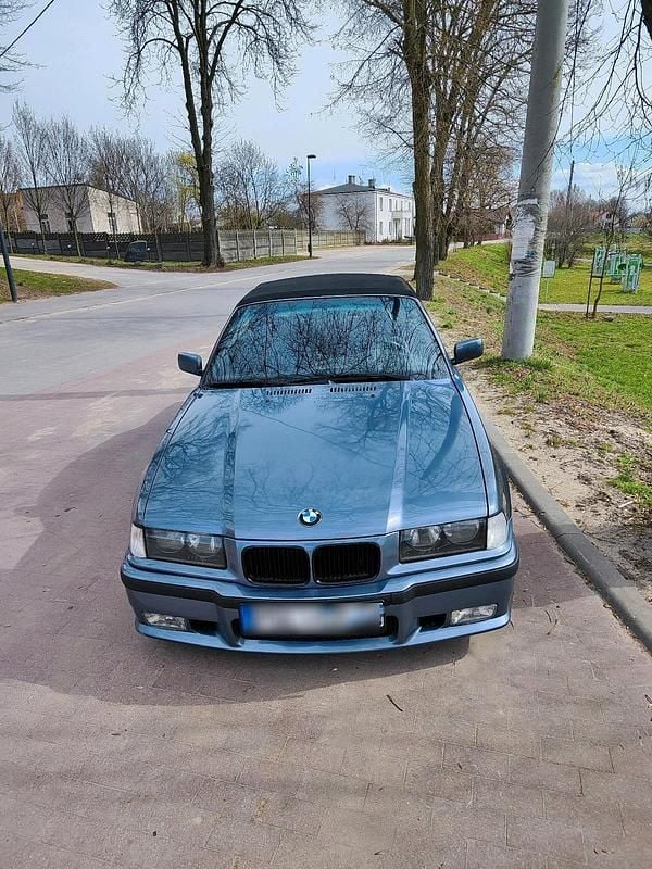 Gebraucht BMW 320 Cabriolet 150 PS (110 kW) 1999 Violet Cabrio