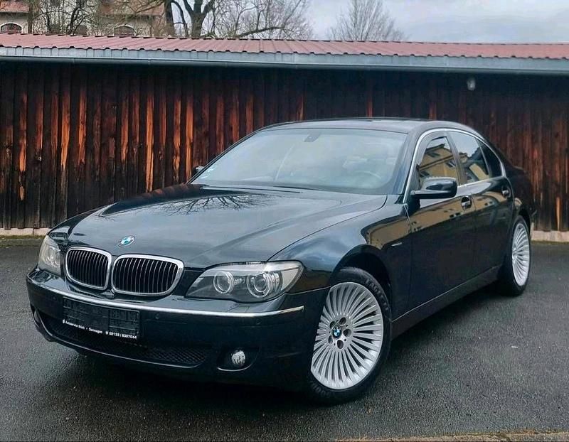 Second-hand BMW 740 306 CP (225 kW) 2005 Negru Berlinǎ