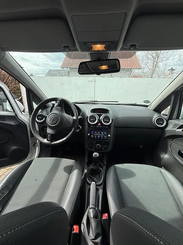 Gebraucht Opel Corsa OPC 90 PS (66 kW) 2009 Weiß Kleinwagen