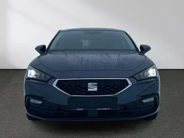 Usata Seat Leon 150 CV (110 kW) 2025 Grigio Utilitaria