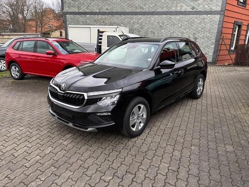 Neu Skoda Kamiq 150 PS (110 kW) 2025 Blackmagic perleffekt SUV