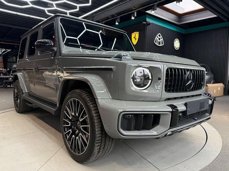 Neu Mercedes G63 AMG AMG 585 PS (430 kW) 2025 Grau SUV