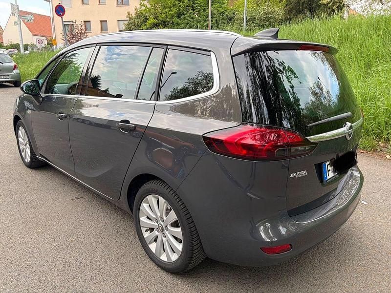 Gebraucht Opel Zafira Tourer Edition 140 PS (102 kW) 2016 Grau Van / Kleinbus