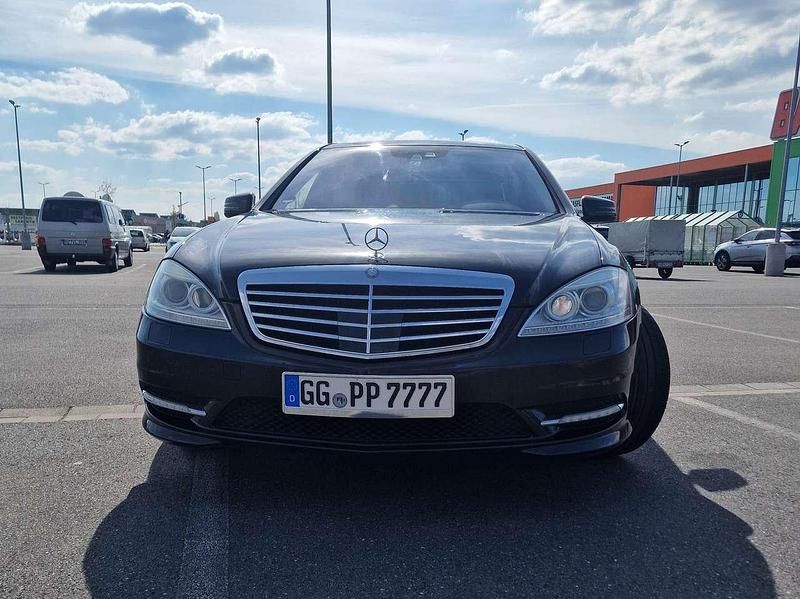 Schwarz Gebraucht 2009 Mercedes S500 AMG Limousine | 22.777 € - Bild 1/4