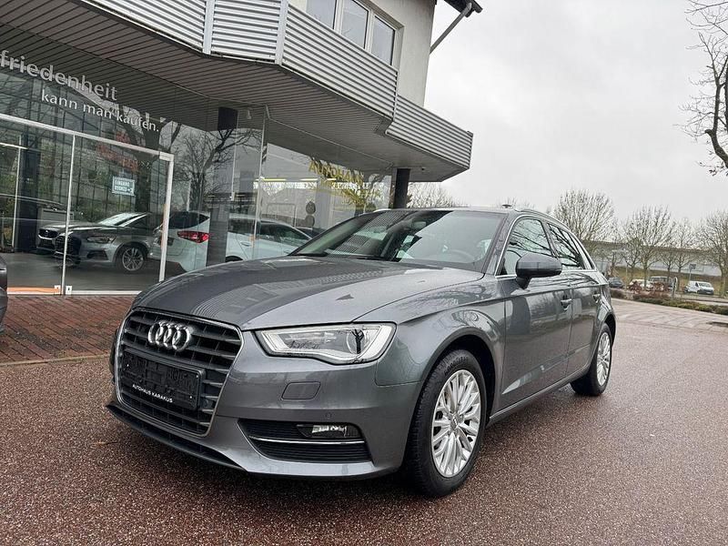 Gebraucht Audi A3 Ambiente 125 PS (91 kW) 2016 Monsungrau metallic Limousine