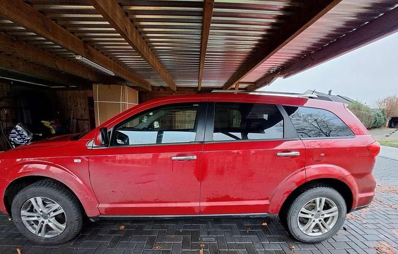Gebraucht Fiat Freemont 170 PS (125 kW) 2015 Rot SUV