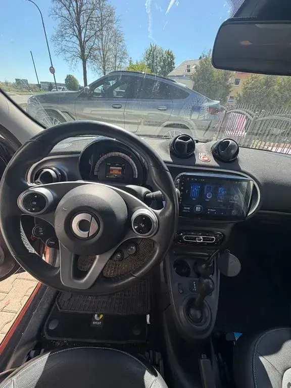 Gebraucht Smart ForFour 90 PS (66 kW) 2018 Schwarz Kleinwagen