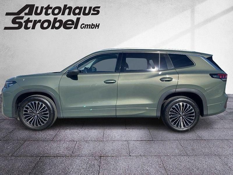 Gebraucht VW Tayron Life 150 PS (110 kW) 2025 Cipressinogrün metallic SUV