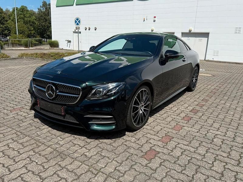 Gebraucht 2018 Mercedes E300 AMG Coupé | 36.500 € (Fairer Preis) - Bild 1/4