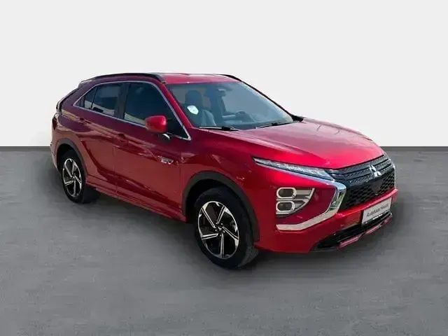 Gebraucht Mitsubishi Eclipse Cross Select 188 PS (138 kW) 2022 Rot SUV
