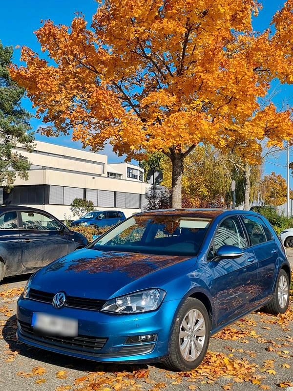 Andere farben Gebraucht 2015 VW Golf VII Limousine | 5.900 € (Superpreis) - Bild 1/4