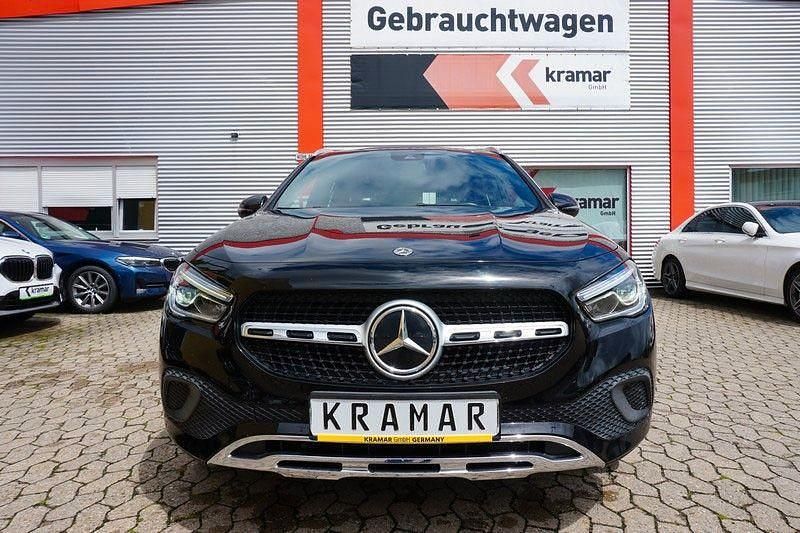 Gebraucht Mercedes GLA220 Progressive 190 PS (139 kW) 2021 Schwarz SUV