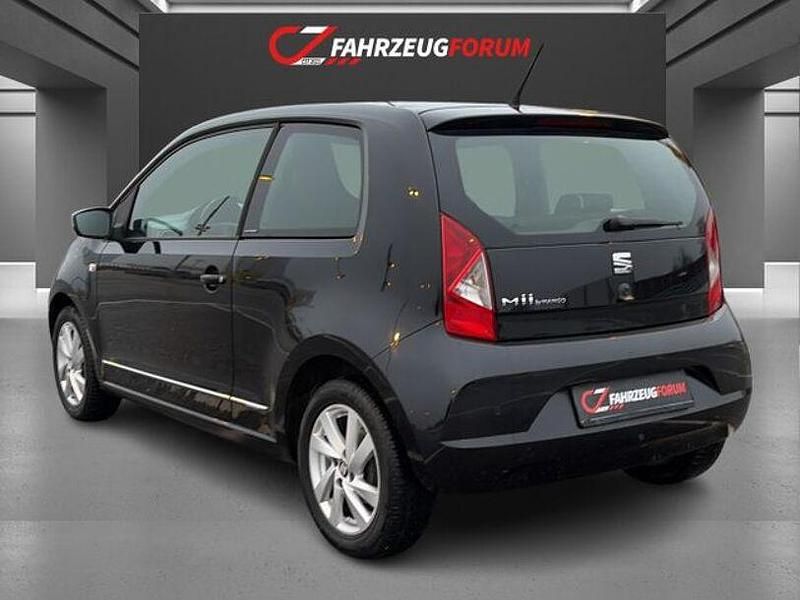 Gebraucht Seat Mii 60 PS (44 kW) 2014 Schwarz Kleinwagen