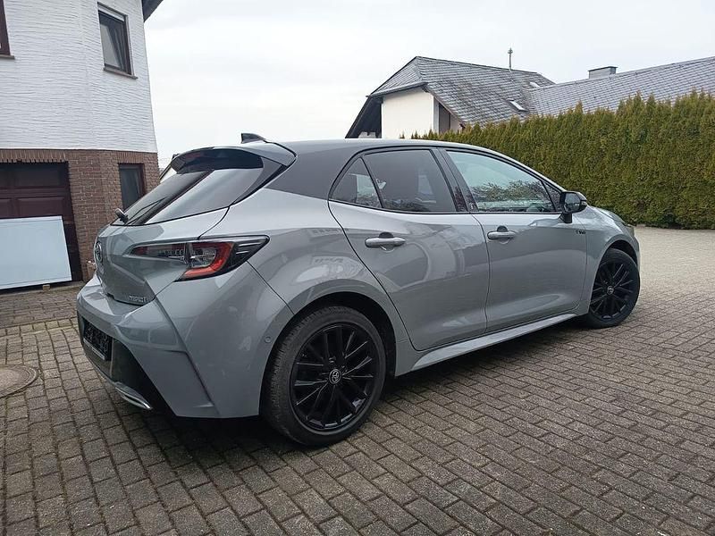 Gebraucht Toyota Corolla Style 152 PS (111 kW) 2022 Grau Limousine