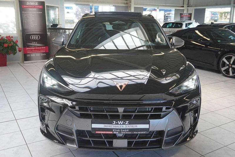 Neu Cupra Terramar 204 PS (150 kW) 2025 Midnightschwarzmetallic SUV