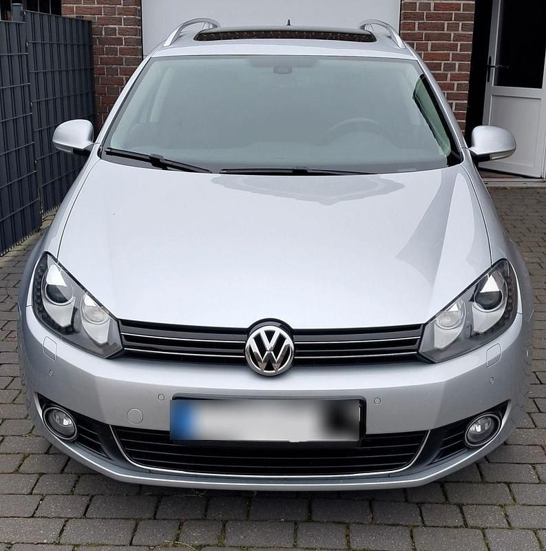 Gebraucht VW Golf VII Highline 140 PS (102 kW) 2013 Silber Kombi