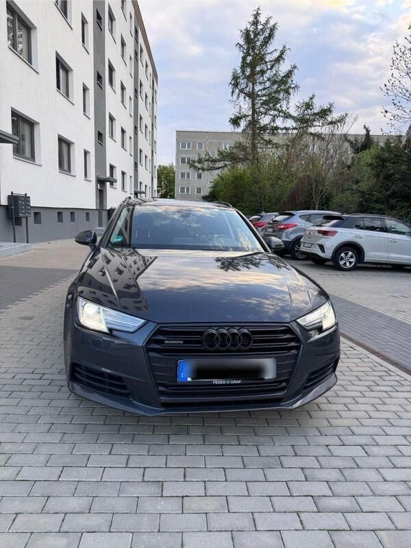 Grau Gebraucht 2017 Audi A4 Design Kombi | 18.400 € (Fairer Preis) - Bild 1/4