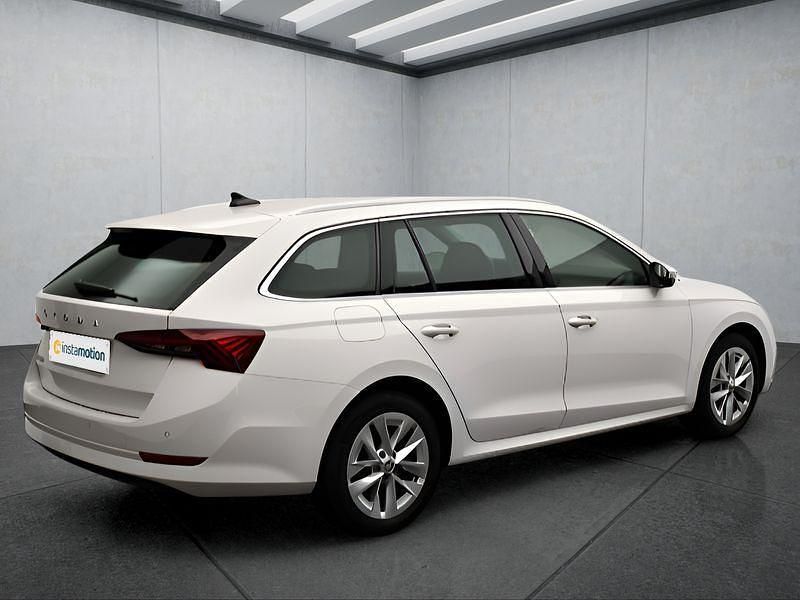 Gebraucht Skoda Octavia 116 PS (85 kW) 2023 Weiß Kombi
