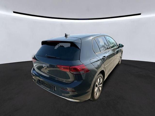 Gebraucht VW Golf VIII Move 116 PS (85 kW) 2024 Grau Limousine