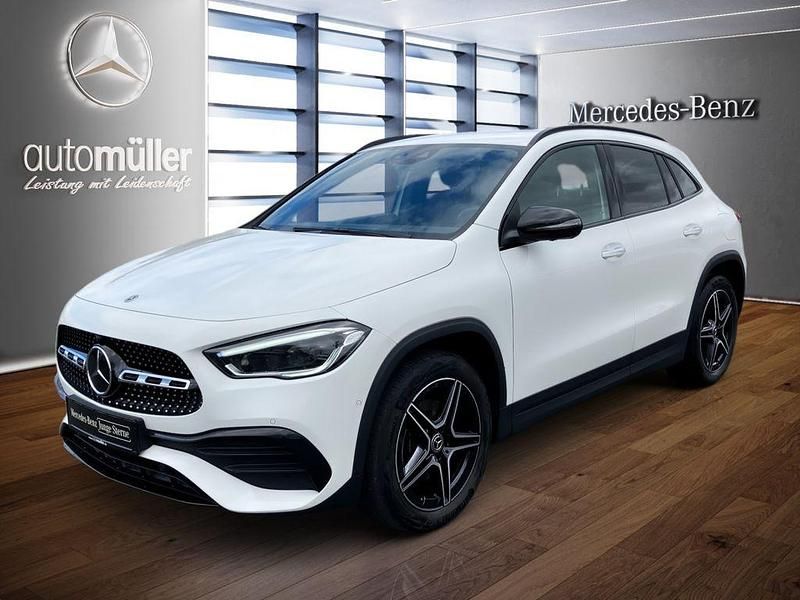 Gebraucht Mercedes GLA250 AMG 160 PS (117 kW) 2022 Weiß SUV
