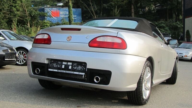Gebraucht MG TF 136 PS (100 kW) 2003 Silber Cabrio