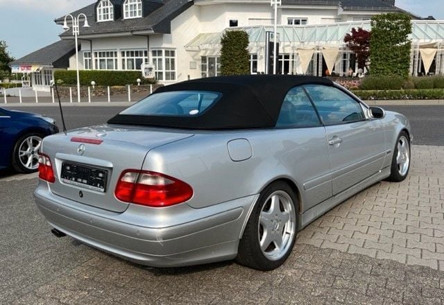 Gebraucht Mercedes CLK320 Avantgarde 218 PS (160 kW) 2000 Silber Cabrio
