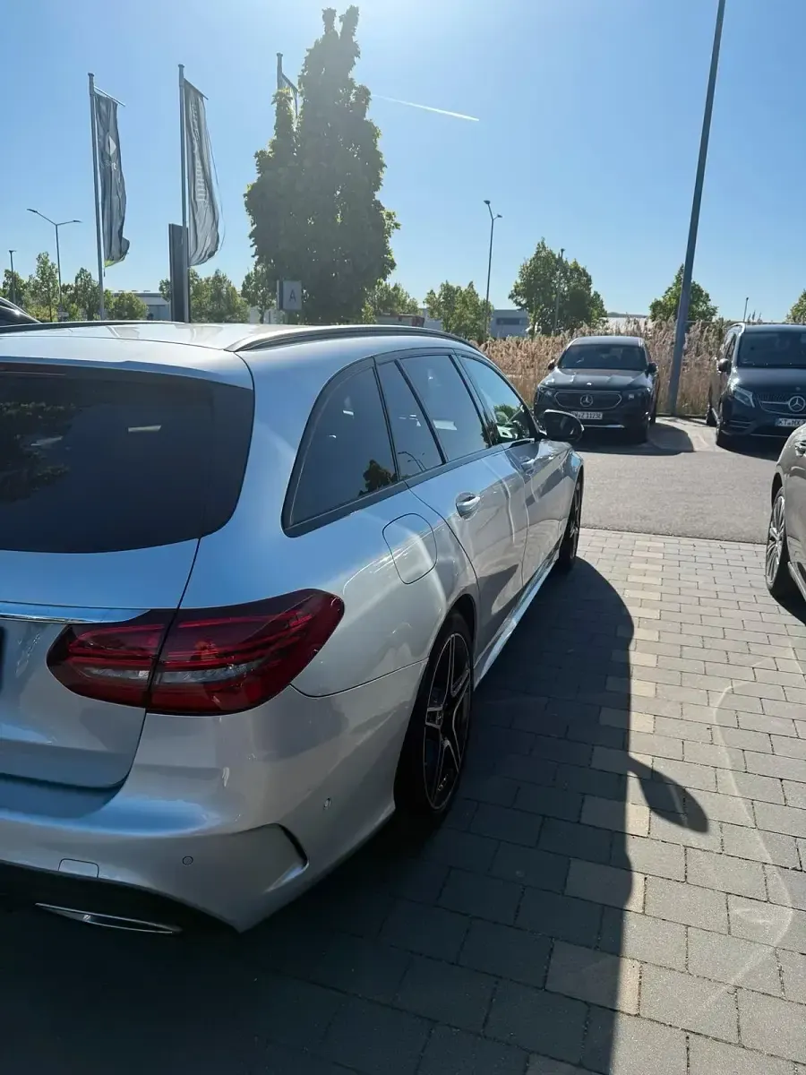 Gebraucht Mercedes C220 AMG line 194 PS (142 kW) 2018 Silber Kombi